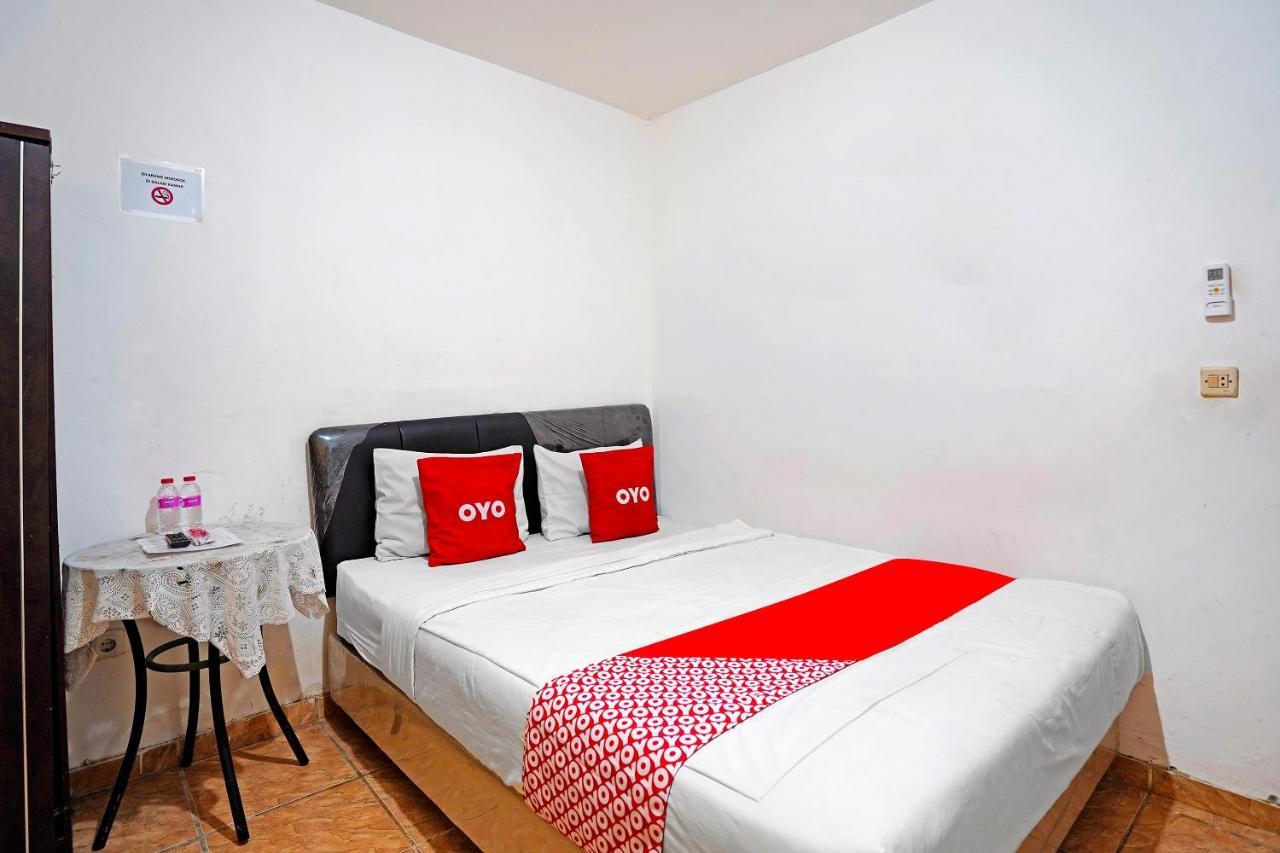 泗水 Oyo 91390 Kost Grand Royal Elite酒店 外观 照片