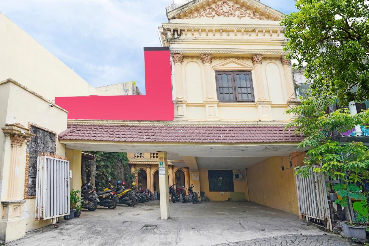泗水 Oyo 91390 Kost Grand Royal Elite酒店 外观 照片
