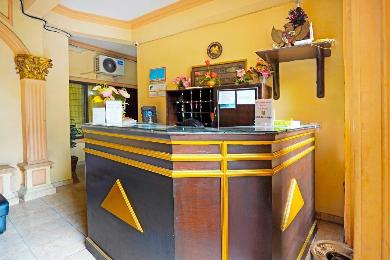 泗水 Oyo 91390 Kost Grand Royal Elite酒店 外观 照片