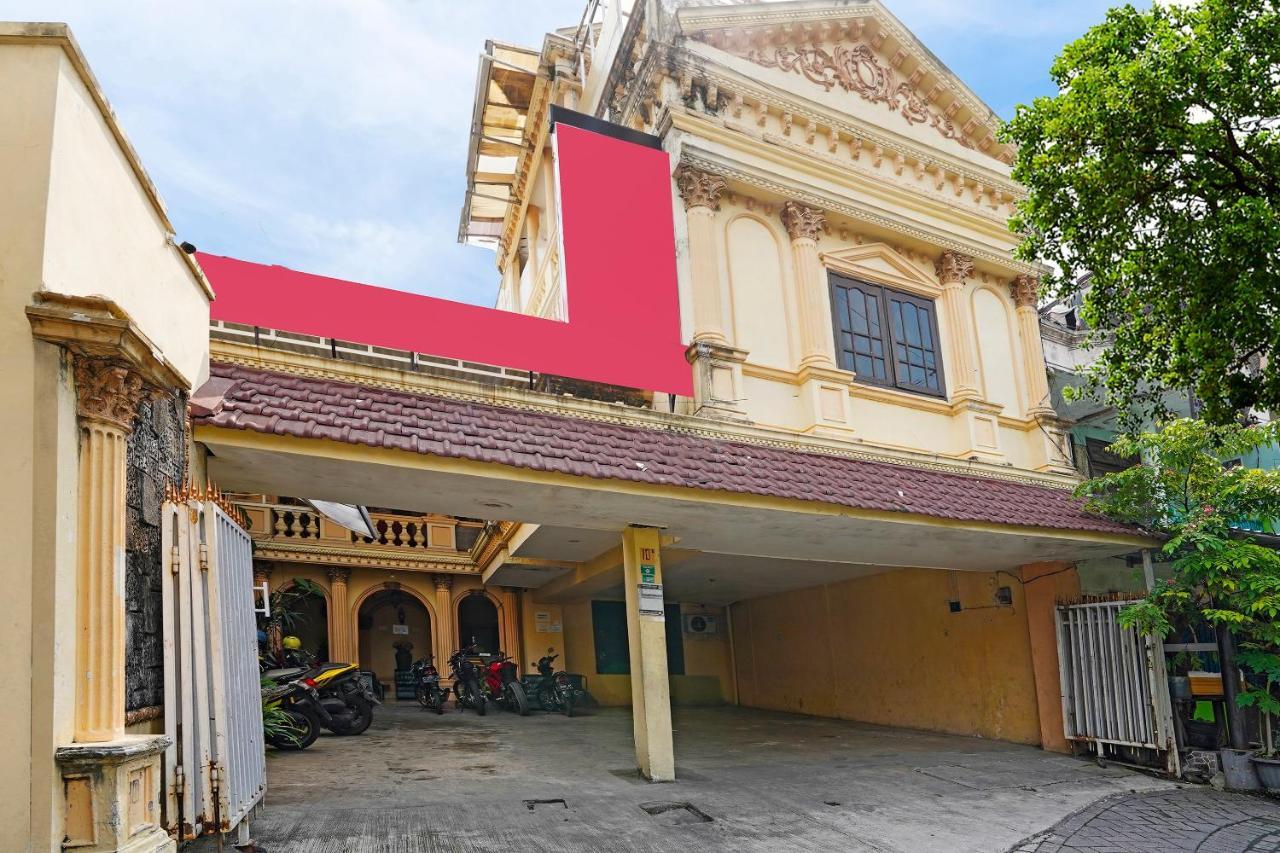 泗水 Oyo 91390 Kost Grand Royal Elite酒店 外观 照片