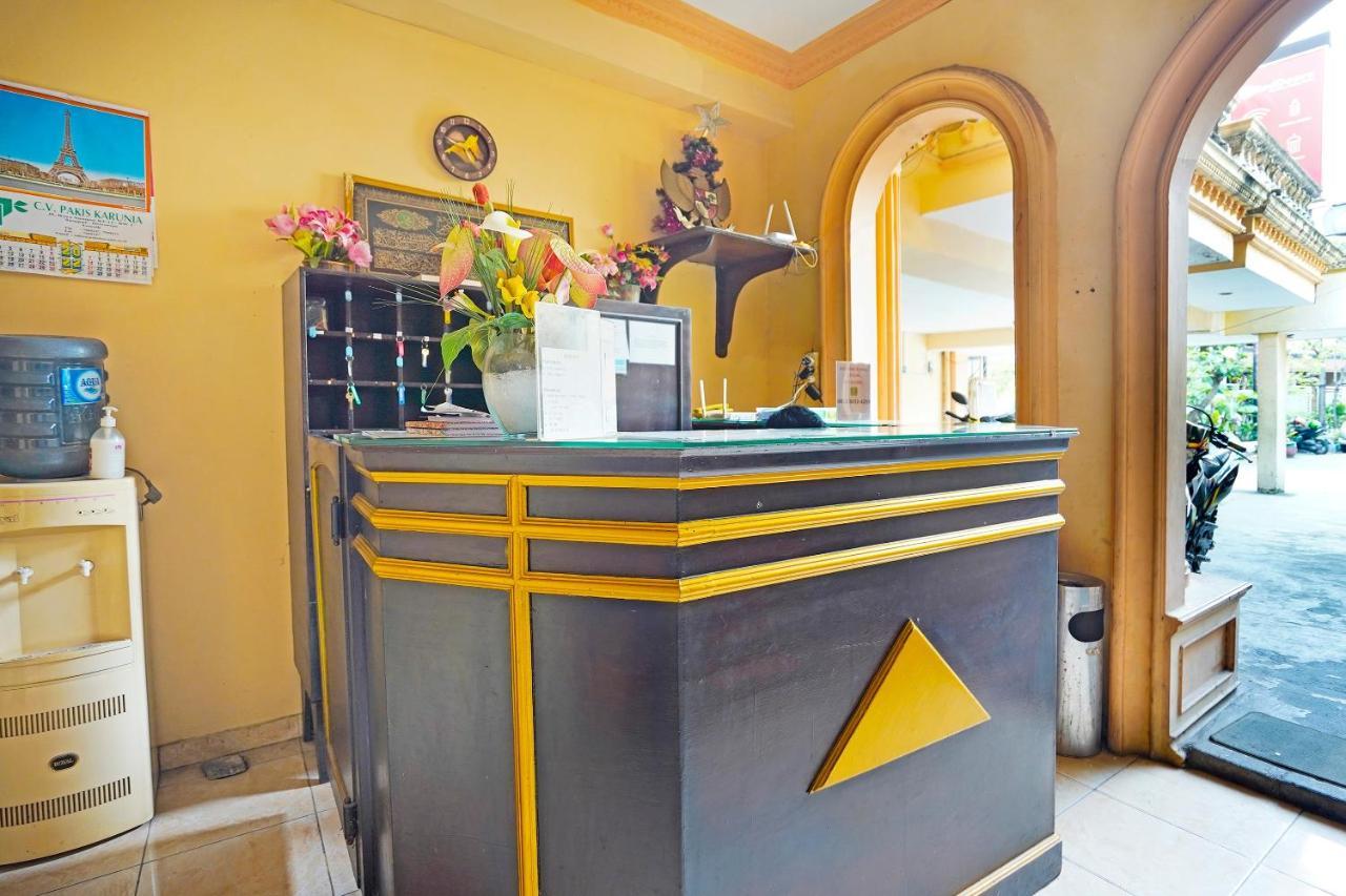 泗水 Oyo 91390 Kost Grand Royal Elite酒店 外观 照片