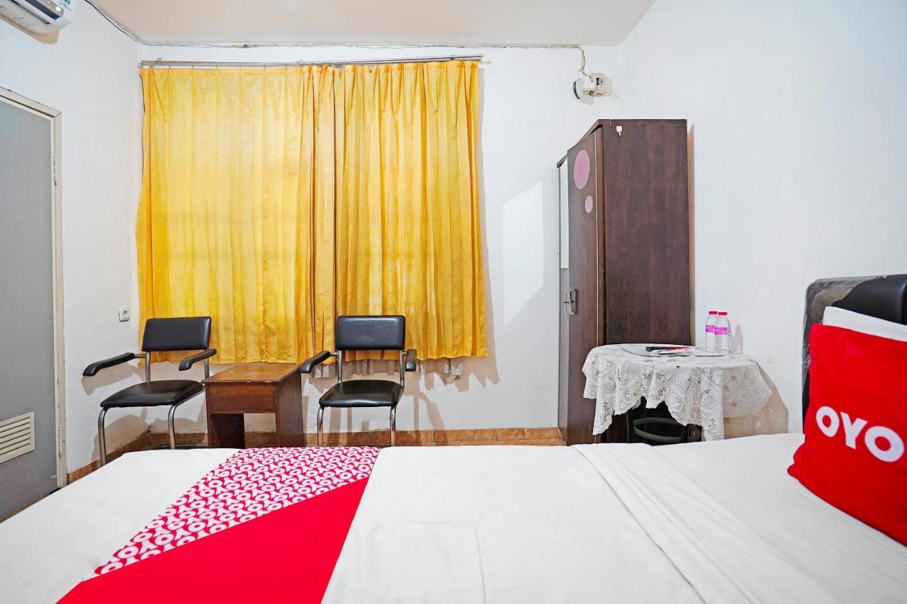 泗水 Oyo 91390 Kost Grand Royal Elite酒店 外观 照片