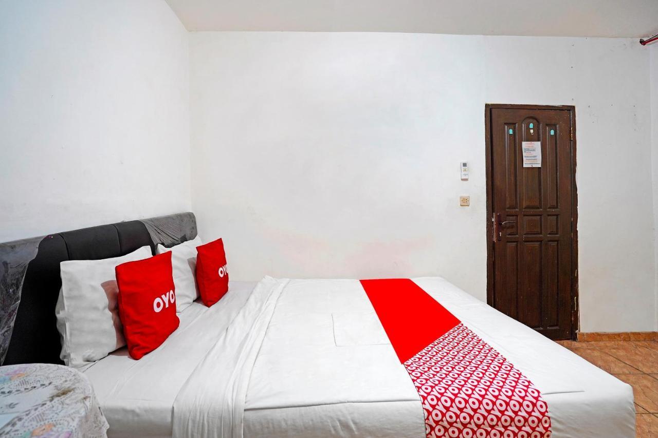 泗水 Oyo 91390 Kost Grand Royal Elite酒店 外观 照片